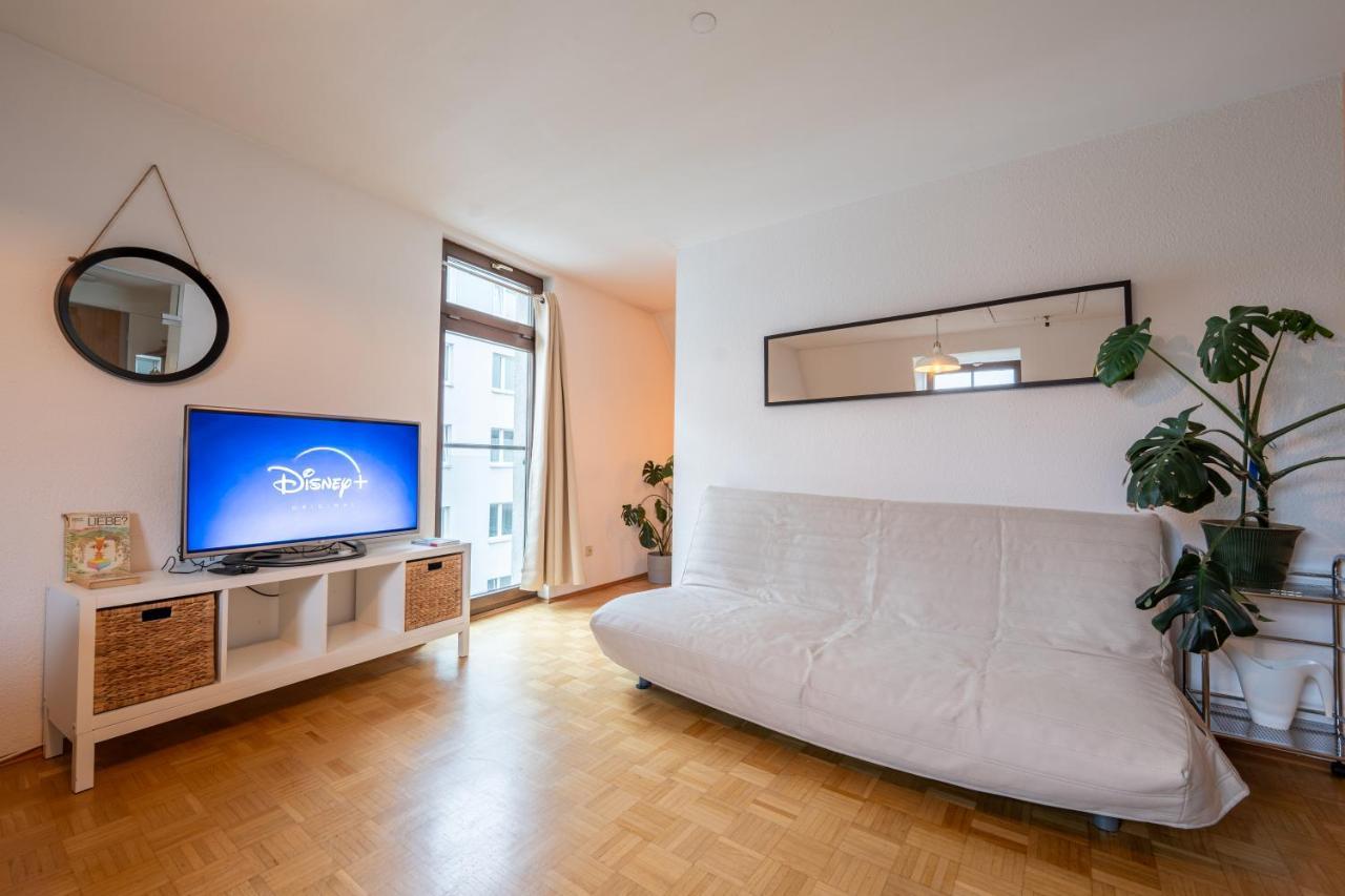 Apartment Im Historischen Altbau Am Marktplatz - Disney+, 300Mb/S Internet Chemnitz Extérieur photo